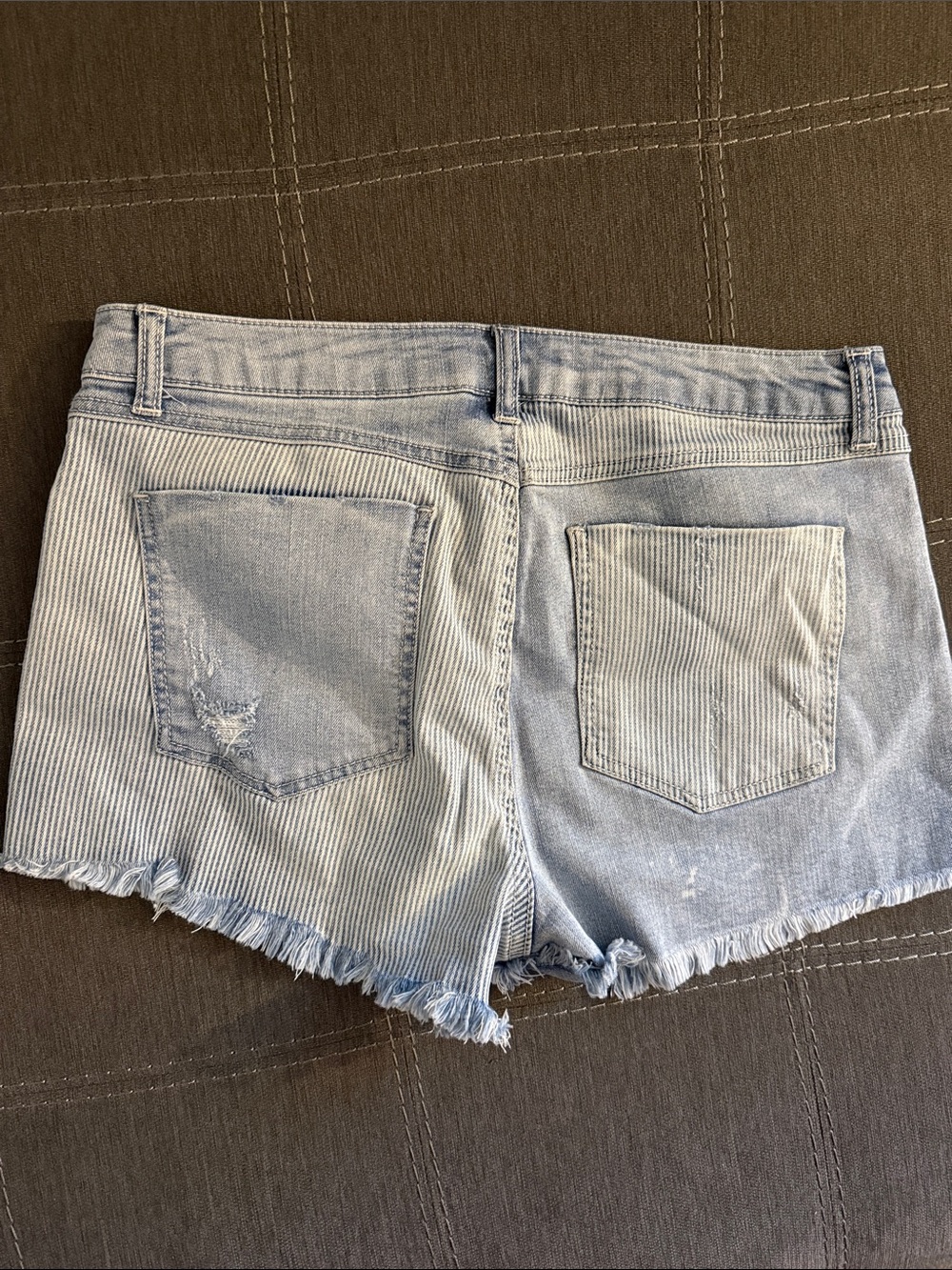 Rewash Light Blue Distressed Frayed Jean Shorts - Picture 3 of 3